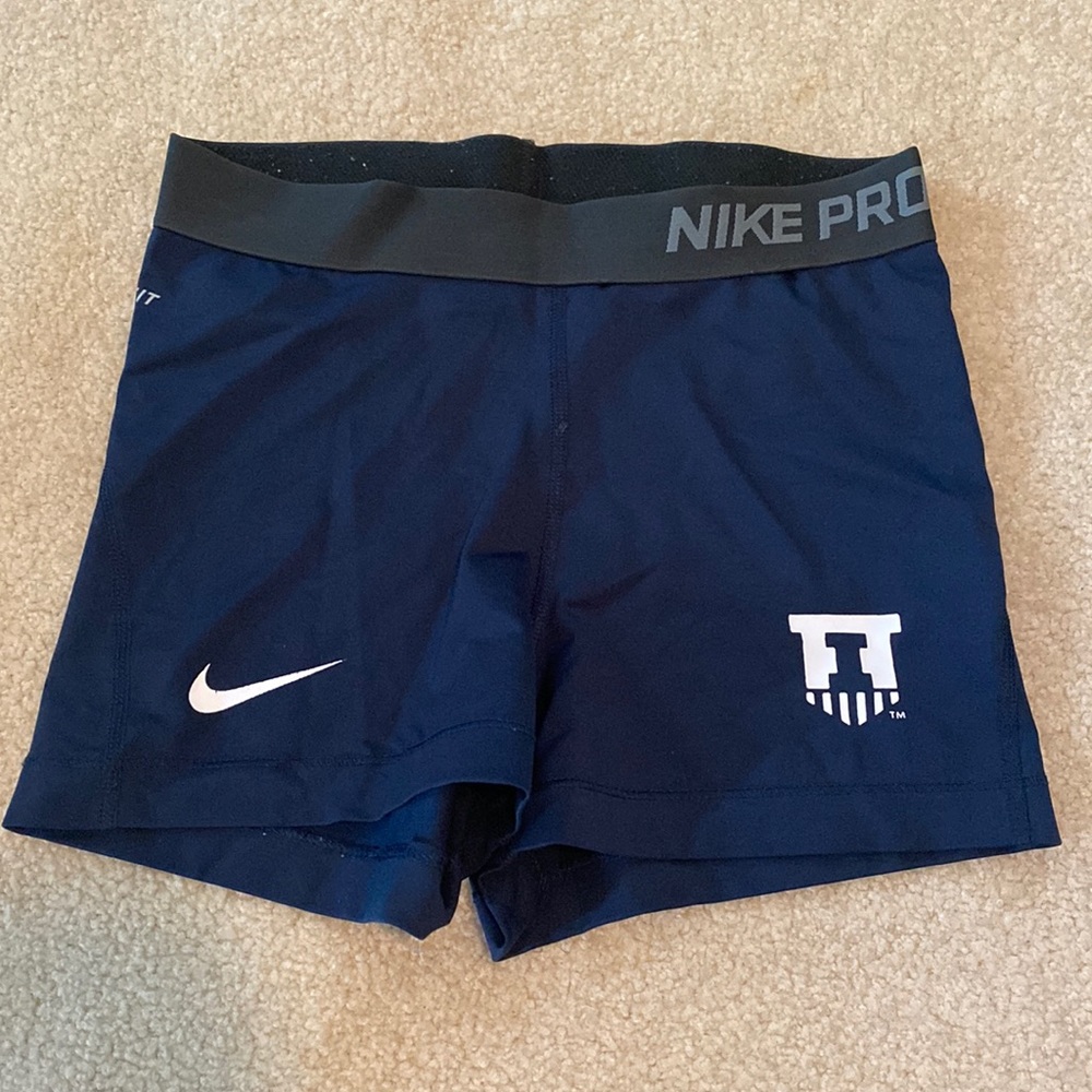 NIKE PRO shorts. Navy blue. Size M. Good condition.